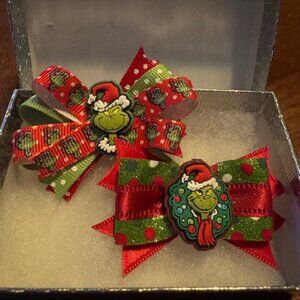 BRAND NEW SET OF TWO HANDMADE BANDED GRINCH HAIRBOWS FOR LITTLE GIRLS